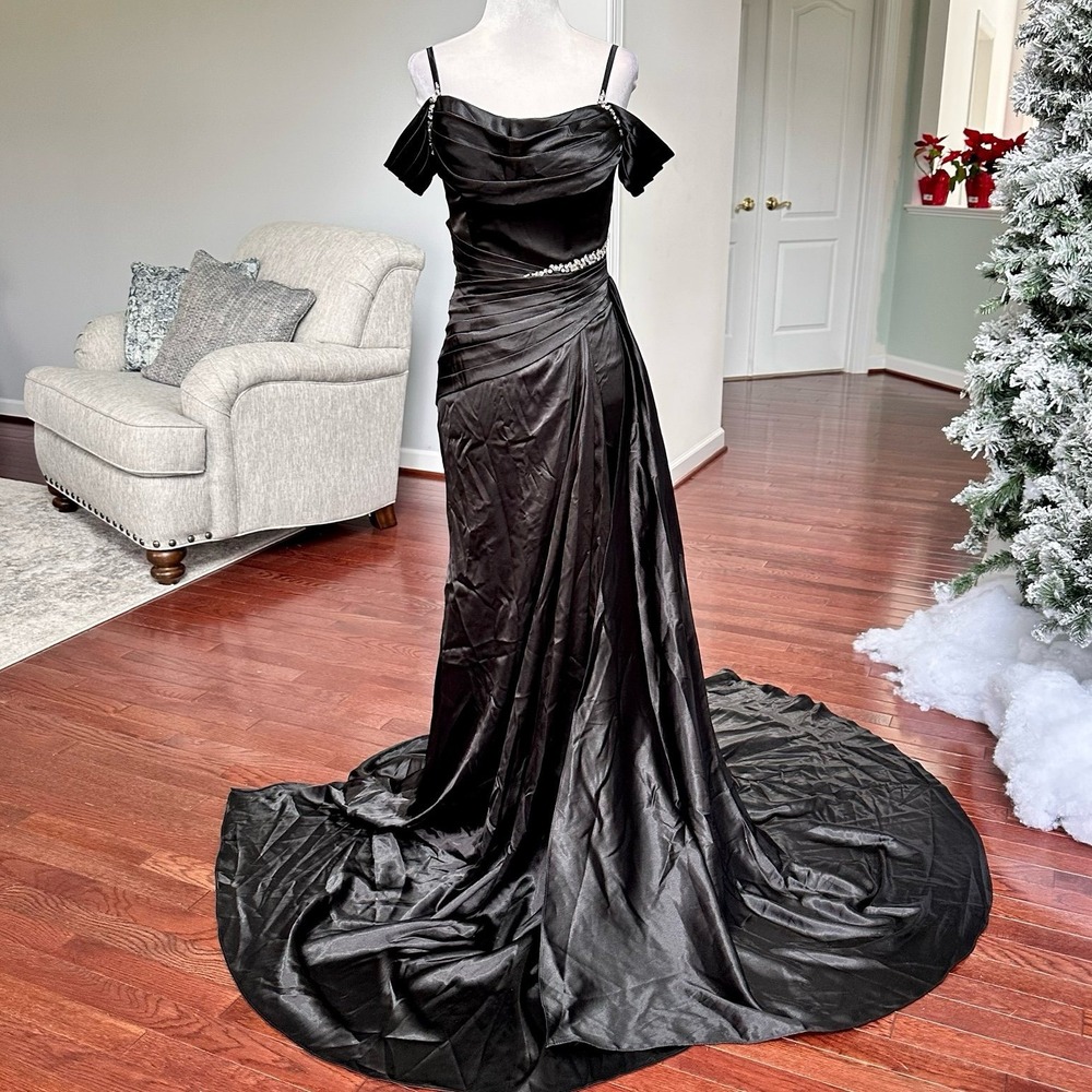 Custom Black Satin Style Off The Shoulder Goddess Formal Sexy Gown Dress